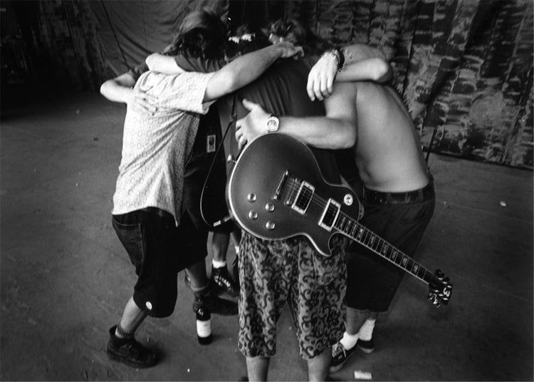 Pearl Jam, Band Huddle - Morrison Hotel Gallery